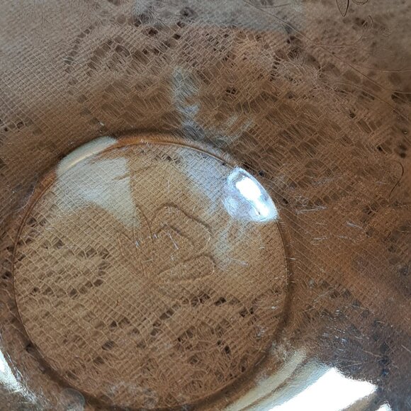 Jeannette Glass Iridescent Floragold Louisa Pattern Ruffled Edge Bowl Set of 2 - Picture 3 of 4